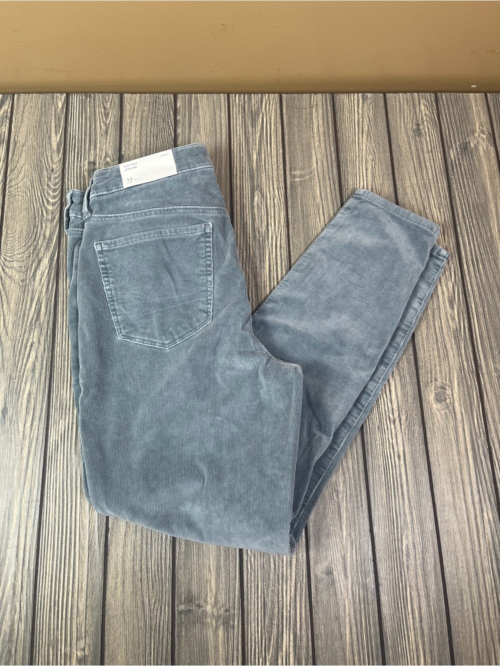 NEW American Eagle High Rise Jegging Corduroy Pants Women's 31W/12